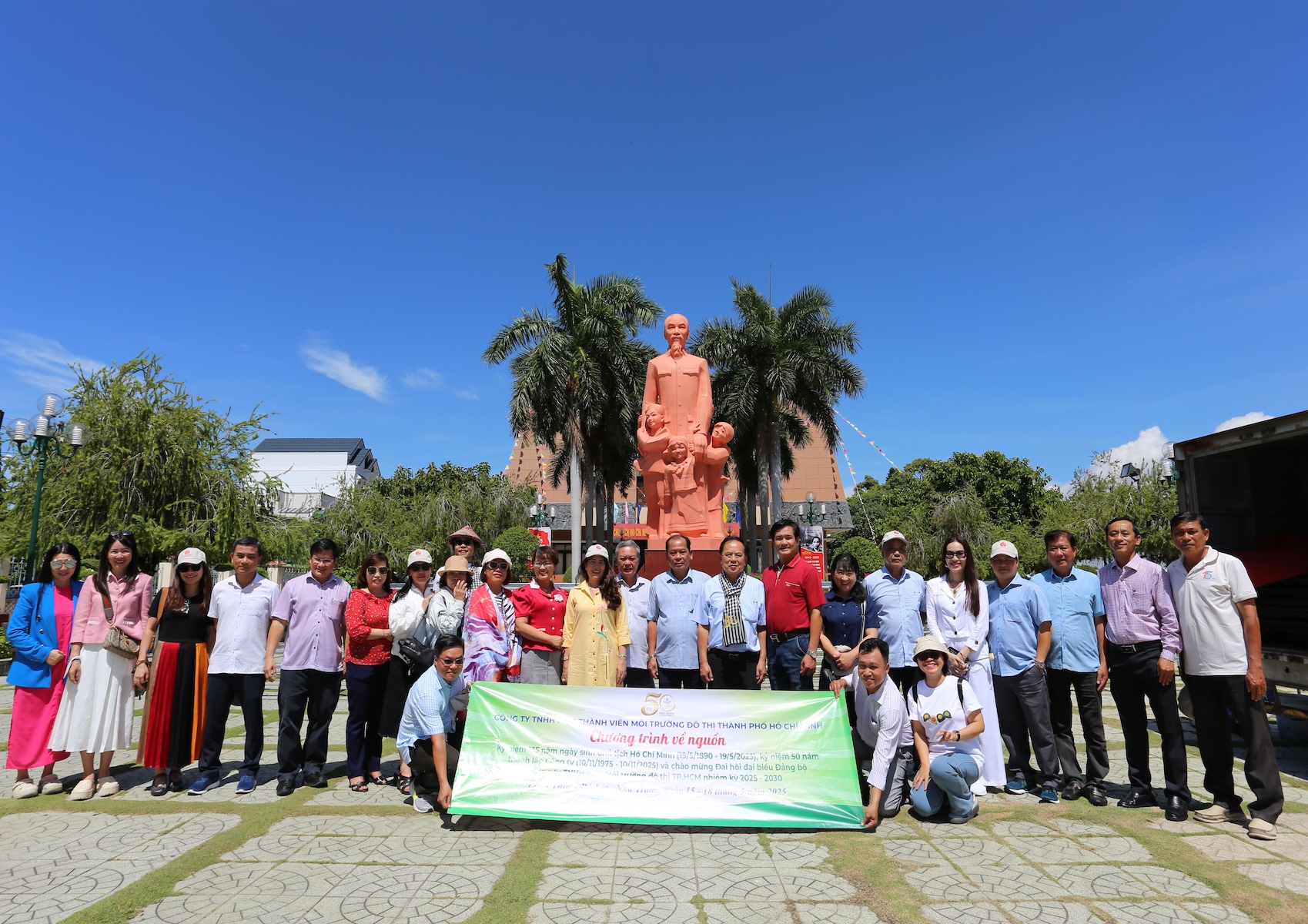 CHƯƠNG TRÌNH VỀ NGUỒN KỶ NIỆM 135 NĂM NGÀY SINH CHỦ TỊCH HỒ CHÍ MINH (19.5.1890-19.5.2025) VÀ 114 NĂM NGÀY BÁC RA ĐI TÌM ĐƯỜNG CỨU NƯỚC (05.6.1911-05.6.2025), KỶ NIỆM 50 NĂM NGÀY THÀNH LẬP CÔNG TY, CHÀO MỪNG ĐẠI HỘI ĐẢNG BỘ CTY NK 2025-2030