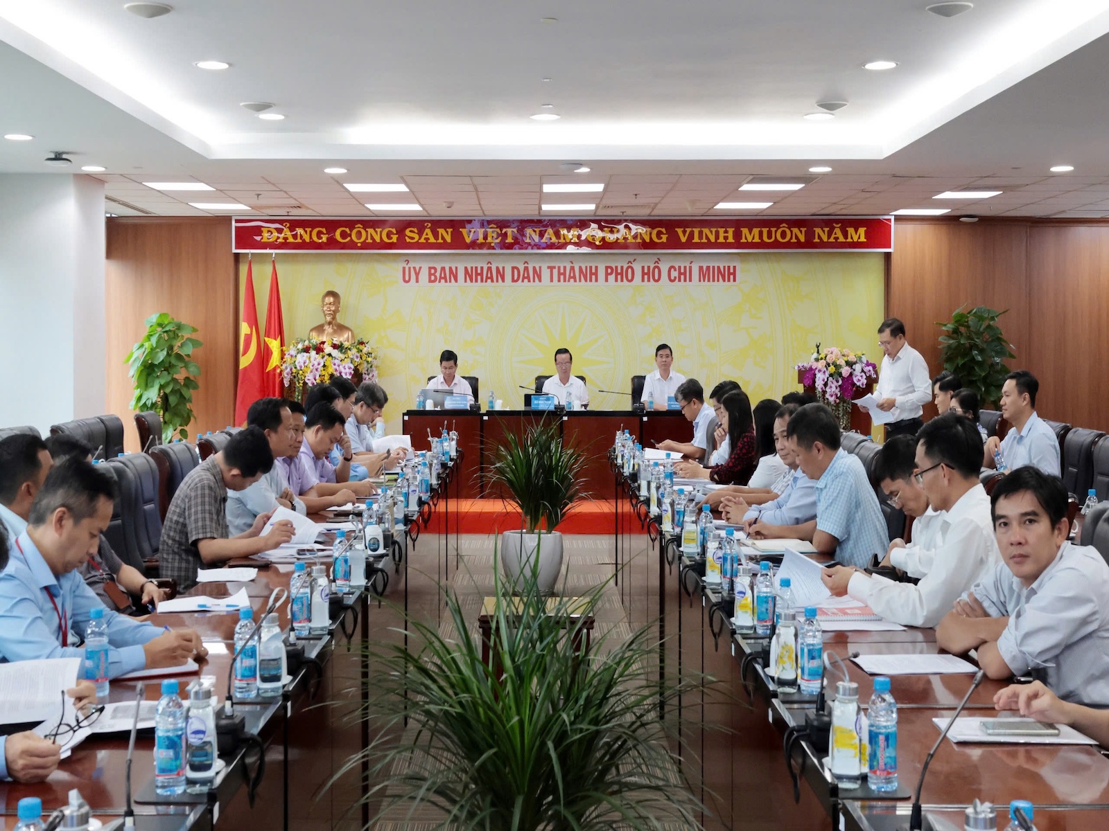 LÃNH ĐẠO CITENCO THAM DỰ HỌP THÁO GỠ KHÓ KHĂN TRONG QUẢN LÝ CHẤT THẢI RẮN TP.HCM
