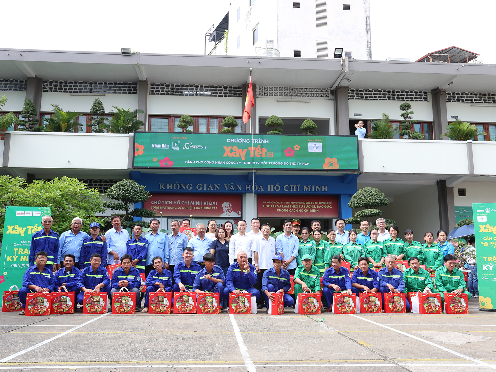 Chương trình Xây Tết 2026 Trao quà cho 500 Anh chị công nhân Môi trường đô thị với thông điệp 